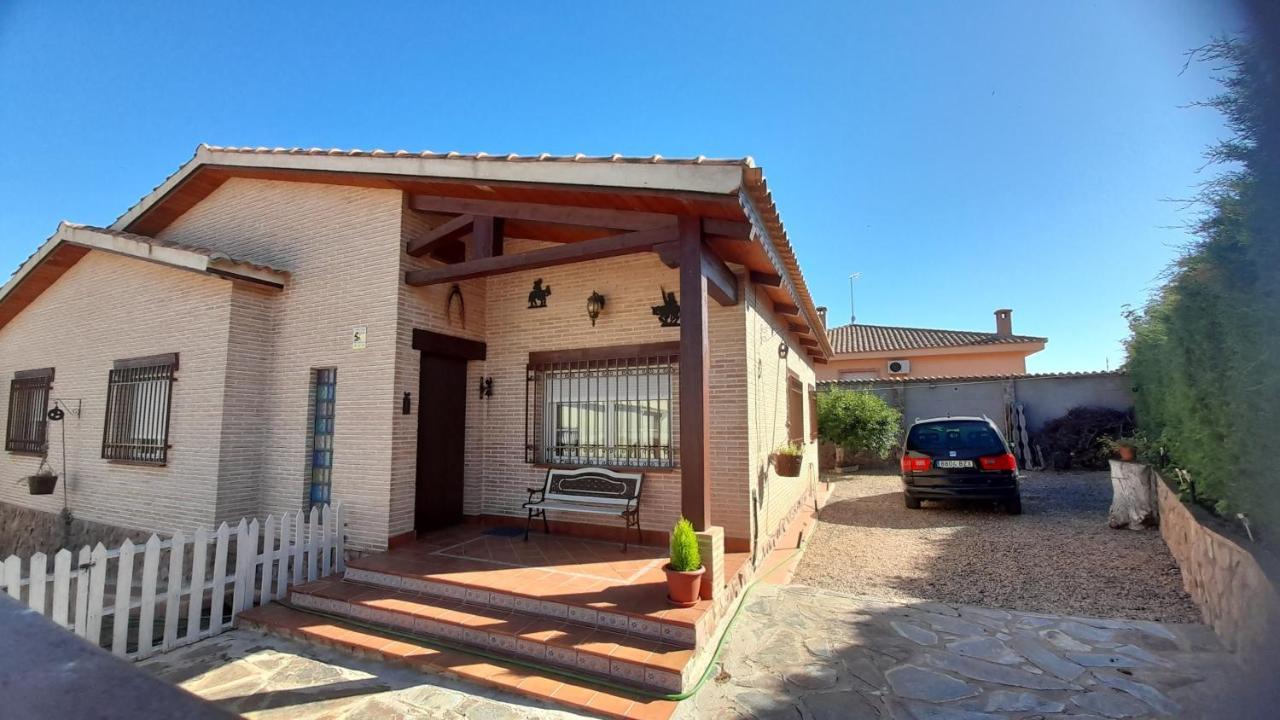 Vivencias Casa Rural Para 10 Personas Camunas المظهر الخارجي الصورة